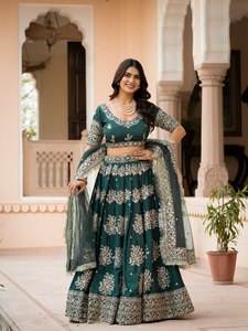 Ensemble Lehenga brodé vert style Banarasi pour femme, jupe florale brodée, chemisier et dupatta pour mariage - Product Image 5