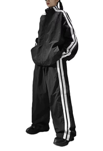 Custom Unisex Windbreaker Tracksuit Sweatpants and Jacket High Quality Fashion Sportswear with Logo OEM Manufacturer - Product Image 4