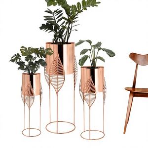 Macetas y macetas redondas al por mayor a precio razonable, diseño de hojas, oro rosa pulido, hogar, flores metálicas personalizadas - Product Image 1