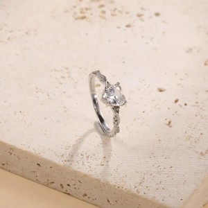 Anillo de Plata de Ley 925 con Corazón de Promesa para Ella, Anillo de Compromiso con Circonita Cúbica en Forma de Corazón Personalizado, Anillo de Aniversario - Product Image 1