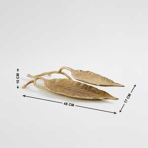 Plateau décoratif en forme de feuille d'or, plat de service en céramique, plat de table vintage pour la maison, les fêtes et la cuisine - Product Image 3
