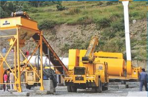 Mobile Hot Mix Asphalt <b>Plant</b> Production Line with Motor Core Component Yellow <b>Frame</b> and Silver Drum - Product Image 2