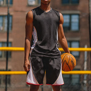 กางเกงบาสเก็ตบอลผู้ชายผ้าโพลีเอสเตอร์ 100% สไตล์สตรีทแวร์ เอวสูงรูดเชือก กางเกงบาสเก็ตบอลตาข่ายสำหรับฤดูร้อน - Product Image 2