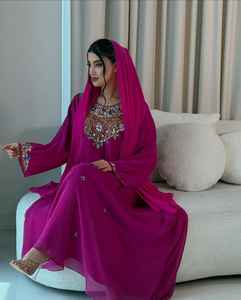 AWAIS HOUSE Ensemble 2 pièces de luxe en gros pour femmes musulmanes, Kaftan modeste simple uni en mousseline perlée, longueur ras du sol, coupe trapèze, avec soutien-gorge intégré - Product Image 6