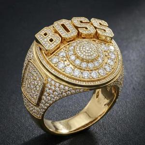 Anillo de Boda Unisex de Plata de Ley 925 con Moissanita, Diseño Hiphop, Chapado en Oro, Creado a Mano por VANDANA CREATION - Product Image 4