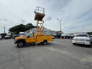 Camión Tractor Diésel 6x4 de Servicio Pesado para Logística de Carga en Carretera y Envío Industrial - Product Image 3