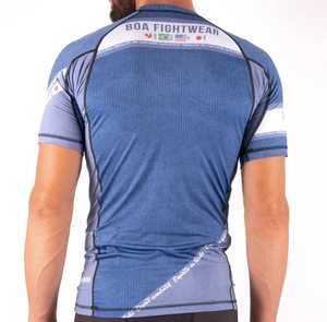 เสื้อรัดกล้ามเนื้อ BJJ แบบสั่งทำพิเศษสำหรับผู้ชาย แขนสั้น สำหรับยิวยิตสู ชุดรัดกล้ามเนื้อแบบไม่ใช้ผ้าคลุม สำหรับการฝึกซ้อม MMA แบบซับลิเมชั่น - Product Image 3