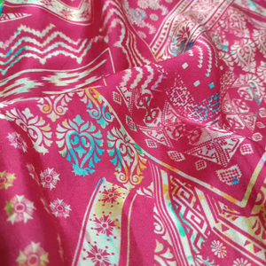 Tissu Dobby tissé vert sauge, biologique, respirant, léger, à motifs floraux, écologique, pour saris de filles et robes d'été légères, uni - Product Image 3