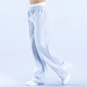 Nouveau design – Pantalon de jogging en molleton gris clair pour femme, taille élastique, coupe droite décontractée, personnalisable avec logo, vente en gros - Product Image 4