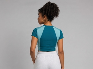 Camiseta Corta para Mujer, Bloques de Color, Manga Corta, Cuello Redondo, Corte Deportivo, Secado Rápido, Ecológica, Transpirable, con Logotipo Estampado, Poliéster - Product Image 6