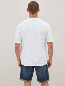 เสื้อยืดโอเวอร์ไซส์ทรงบ็อกซี่สำหรับผู้ชาย ผ้าฟลีซเนื้อนุ่ม 100% ผ้าฝ้าย คอเล็ก แขนปกติ ปรับแต่งได้ โลโก้ด้านหน้า สไตล์ลำลอง สตรีทแวร์ - Product Image 1