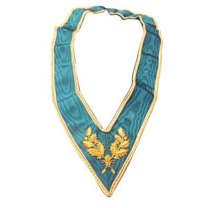 Colliers de Franc-Maçonnerie : Collares de Grade, Collarettes avec Bordure Dorée, Collarettes de Fraternité - En Vente - Product Image 5