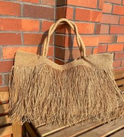 Sac cabas en raphia au crochet |   Sac à bandoulière tissé en paille à franges pour la plage