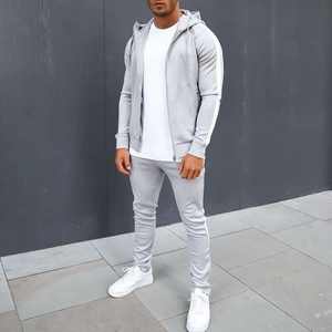 ชุดวอร์มฤดูหนาวสำหรับผู้ชาย ชุดกีฬาคุณภาพสูง ทรงเข้ารูป เหมาะสำหรับวิ่งและออกกำลังกาย ผลิตจากโพลีเอสเตอร์น้ำหนักปานกลาง เสื้อแจ็คเก็ตแขนยาว กางเกงขายาว - Product Image 4