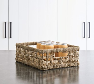 Cesta Redonda Rústica Hecha a Mano con Material Ecológico de Seagrass, Marca Vietrustic ODM, para Almacenamiento de Ropa - Product Image 2