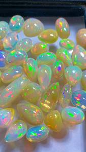 โอปอลเอธิโอเปียธรรมชาติทรงรีแบบเรียบ  หลากสี  สำหรับทำเครื่องประดับ DIY - Product Image 1