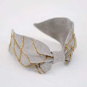 Diadema Elegante Personalizada Hecha a Mano con Bordado y Cuentas de Cristal para Fiestas, Regalos Festivos, Diadema de Moda, Accesorios para el Cabello - Product Image 1