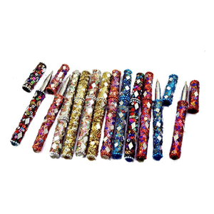 Stylo à paillettes en laque durable avec perles et miroir, stylo fait main pour l'écriture quotidienne et cadeau souvenir en provenance d'Inde - Product Image 2