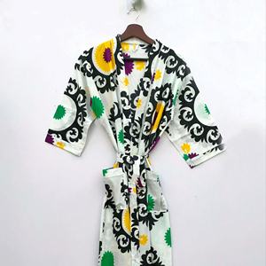 Kimono indien en coton imprimé floral fait à la main, robe de nuit douce et confortable pour femmes, nouvel arrivage - Product Image 1
