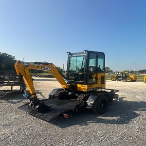 Miniexcavadora hidráulica compacta diseñada para trabajos de construcción pesada y alto rendimiento en áreas de trabajo estrechas - Product Image 1