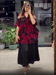 Button-<b>down</b> with bold floral prints Short and relaxed printed top and matching palazzo <b>pants</b> Heavy Fox Georgette Loose and flowy - Product Image 4