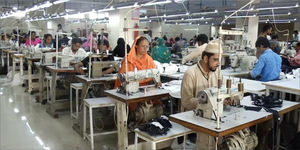 Pantalones cortos gráficos lavados con ácido personalizados para hombre, pantalones cortos de malla con cordón de algodón 100%, estilo callejero clásico, patrón sólido - Product Image 6