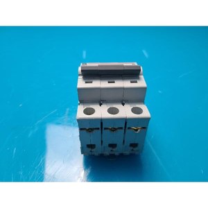Disjoncteur miniature Eaton WMS3C00 d'occasion – Pièces détachées d'équipement semi-conducteur ancien - Product Image 6
