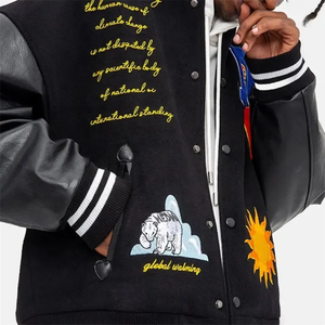 Chaqueta universitaria de poliéster con logotipo personalizado al por mayor para hombre, tipo bomber, con cierre de botones, bolsillos y letras estilo Letterman, para béisbol. - Product Image 2