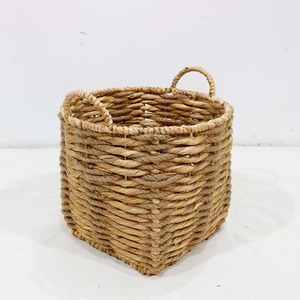 Eco-friendly Natural Water Hyacinth <b>Storage</b> <b>Basket</b> <b>Square</b> With Handles Rustic Style For Sundries Organization - Product Image 4