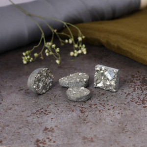 Piedra Preciosa Semipreciosa de Pirita Dorada Cuadrada al por Mayor para la Fabricación de Joyas - Product Image 2