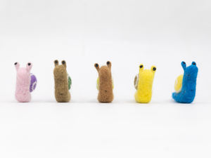 Caracol de lana fieltrada a mano, juguete educativo infantil, decoración de jardín, animal de peluche artesanal, venta al por mayor - Product Image 3
