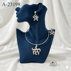 Ensemble collier et boucles d'oreilles floraux en zircon plaqué or indien tendance pour femmes, bijoux pour fiançailles, mariage et fêtes - Product Image 4