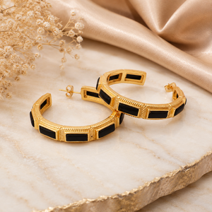 Pendientes de Aro de Latón con Piedra de Ónix Negro, Chapados en Oro, Joyería Bohemia, Regalo para Ella, Aniversario - Product Image 1
