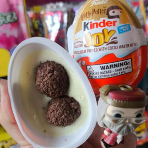 Huevo Kinder Joy Harry Potter Quidditch 20G Edición Limitada, Huevo Sorpresa de Chocolate Kinder para Fanáticos y Coleccionistas - Product Image 5