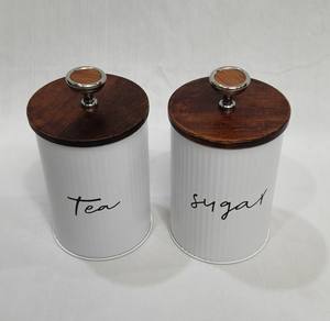 Conteneur en acier inoxydable au design unique pour la cuisine et le stockage de fruits secs, boîte métallique avec finition blanche. - Product Image 2