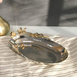 Plateau de service en acier inoxydable de luxe de haute qualité, personnalisé avec logo, pour hôtel et restaurant, plateau de service alimentaire - Product Image 1