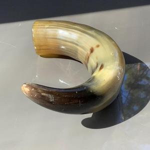 งานฝีมือประณีตจากเขาควายขัดเงา ของตกแต่งบ้านโบราณจากเขาควายธรรมชาติ สำหรับขาย - Product Image 1