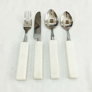 Nuevo juego de cubiertos de mango pulido verde de cerámica de bambú, cubiertos de acero inoxidable de buena calidad, cubiertos de plata mate - Product Image 4