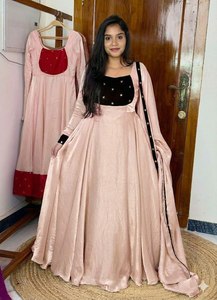 Conjunto de Vestido/Kurti Largo Hasta el Suelo con Cuello Redondo y Manga Larga, Inspirado en Bollywood, en Tela de Sari de Seda, para Bodas de Invierno, Garantiza Elegancia - Product Image 5