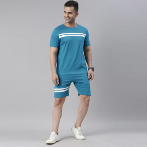 เสื้อยืดคอกลมลายทางสีน้ำเงินสำหรับผู้ชายพร้อมกางเกงขาสั้น ชุดลำลองสำหรับฤดูร้อน ผ้าถัก ระบายอากาศได้ดี - Product Image 2