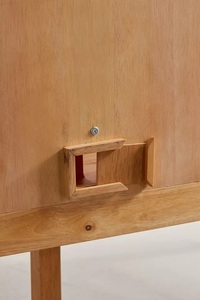 Mueble de TV Moderno de Madera Maciza y Ratán con 2 Puertas, Mueble de Almacenamiento para Sala de Estar - Product Image 3