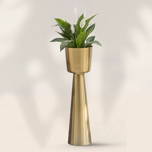 Maceta de hierro de alta gama para proyectos de decoración premium, maceta metálica decorativa con soporte para plantas de balcón, jardín e interiores. - Product Image 5