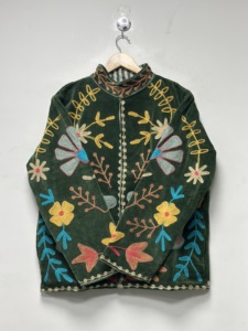 Chaqueta Bomber Unisex de Manga Larga, 100% Algodón Ecológico, Reversible, con Bordado Floral Hecho a Mano, Diseño de Conejo, Arte Folclórico Suzani - Product Image 5