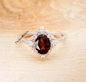 Bague ovale en grenat rouge en argent sterling 925 pour femme, pierre de naissance naturelle de janvier, style vintage, pour mariage, fête ou cocktail élégant - Product Image 5