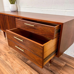 Table console en noyer de style moderne du milieu du siècle avec porte à tambour et 3 tiroirs, meubles de salon Toan Phong TP-CB-001 - Product Image 2