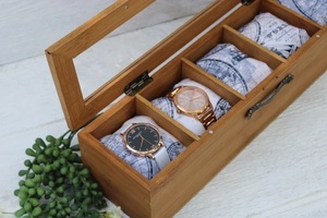 Caja de Madera para Relojes con 5 Compartimentos y Estuche - Exhibidor de Sobremesa - Regalo Clásico de Lujo para Hombres - Regalo de Aniversario - Product Image 4