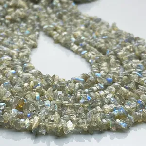 Perles de pierres précieuses en labradorite naturelle, taille 5-7 mm, qualité A, en forme de copeaux, sur fil. - Product Image 2