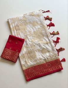 Sari Imperial Pattu Élégance, Sari Héritage Teint à la Main, Sari Designer Jaal Doré, Sari de Luxe en Soie Binni, Sari Meher Rich Pallu - Product Image 1
