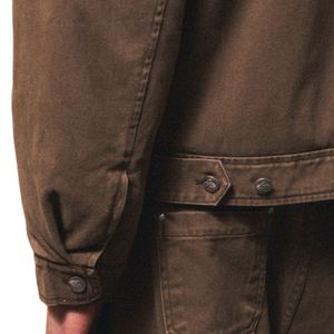 Blouson matelassé en twill lavé pour homme, veste légère zippée avec col en cuir, veste d'extérieur tendance en marron - Product Image 4