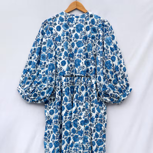 Hermoso vestido floral de algodón con estampado a mano, vestido para uso casual, vestido con estampado a mano. - Product Image 3